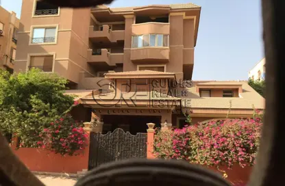 Duplex - 3 Bedrooms - 3 Bathrooms for sale in Zahraa Al Maadi St. - Degla - Hay El Maadi - Cairo