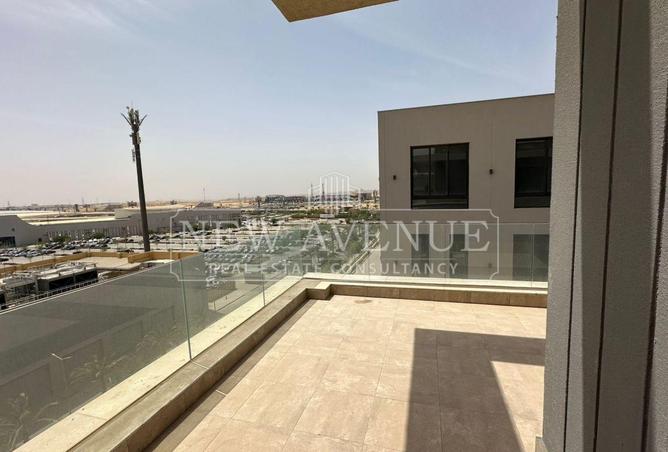 97442537 - Property Image 2