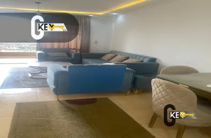 شقة - 3 غرف نوم - 2 حمامات للايجار في B6 - مدينتي - القاهرة