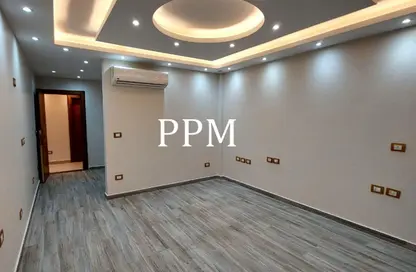 Apartment - 3 Bedrooms - 3 Bathrooms for rent in Hyde Park - New Cairo City - Cairo