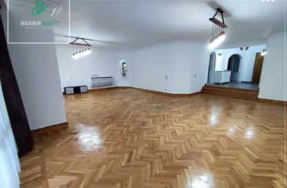 مساحات مكتبية - 4 غرف نوم - 3 حمامات للايجار في شارع 212 - دجلة - حي المعادي - القاهرة