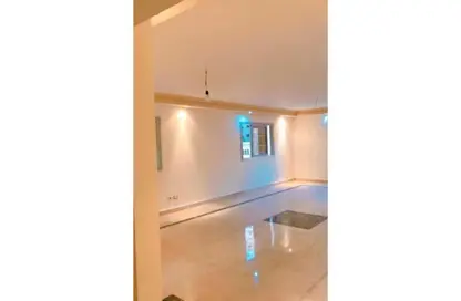 شقة - 3 غرف نوم - 2 حمامات للبيع في مدينة المعراج - زهراء المعادي - حي المعادي - القاهرة شقة - 3 غرف نوم - 2 حمامات للبيع في مدينة المعراج - زهراء المعادي - حي المعادي - القاهرة