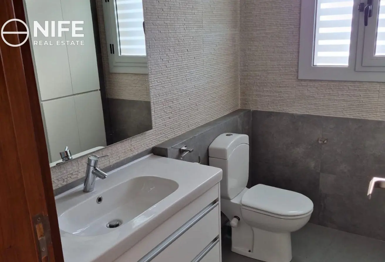 121658953 - Property Main Image