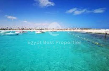 شاليه - 3 غرف نوم - 3 حمامات للبيع في بيت البحر - سيدي حنيش - الساحل الشمالي