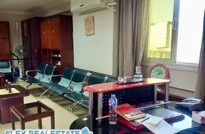 مساحات مكتبية - 2 غرف نوم - 1 حمام للايجار في شارع عمر لطفى-ميدان محطة الرمل - محطة الرمل - حي وسط - الاسكندرية