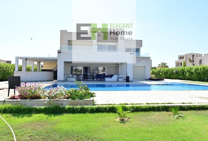 98010326 - Property Image 2