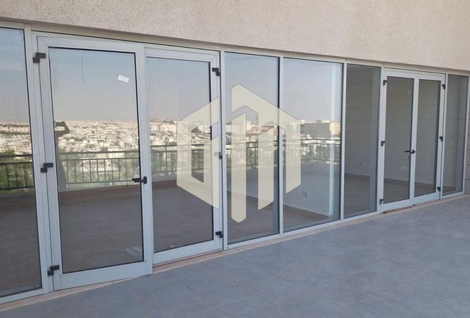 97440810 - Property Image 2