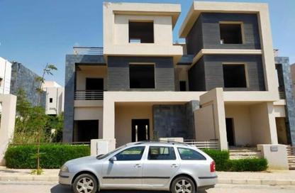 Villa - 4 Bedrooms - 5 Bathrooms for sale in Al  Rabwa - Sheikh Zayed Compounds - Sheikh Zayed City - Giza