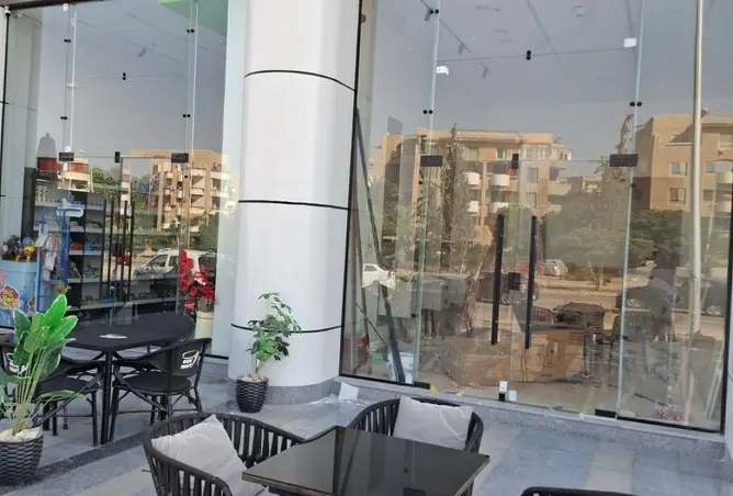 98008161 - Property Image 2