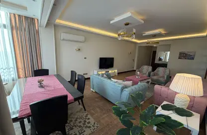 شقة - 3 غرف نوم - 2 حمامات للايجار في 6 ويست - بيفرلي هيلز - كمبوندات الشيخ زايد - الشيخ زايد - الجيزة