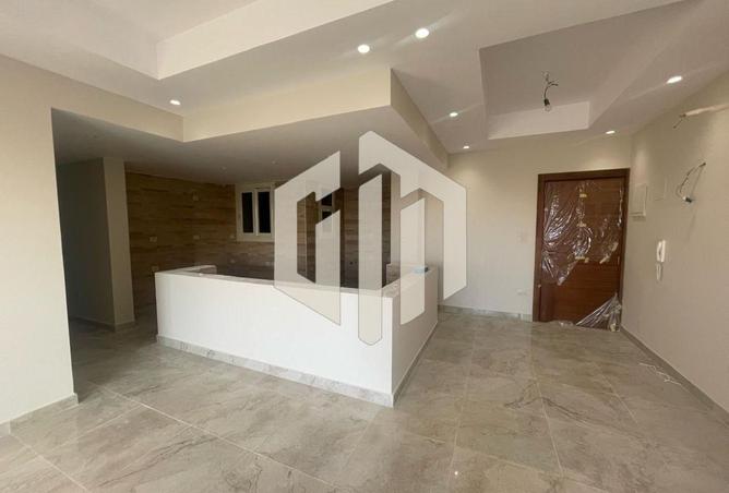 56251321 - Property Main Image