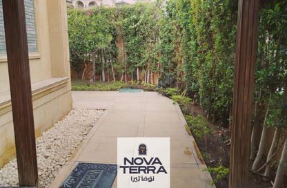 Apartment - 5 Bedrooms - 6 Bathrooms for sale in Royal City - Sheikh Zayed Compounds - Sheikh Zayed City - Giza