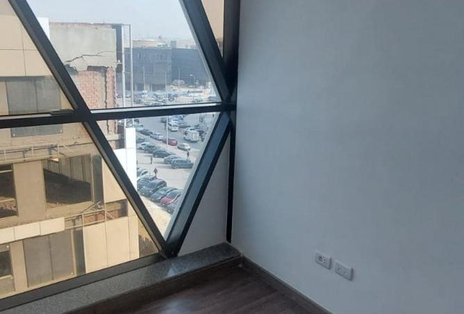 74027125 - صورة العقار 2