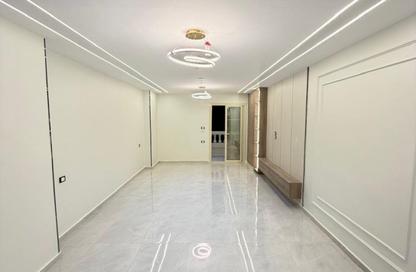 Apartment - 3 Bedrooms - 2 Bathrooms for sale in Gate 3 old - Khafre - Hadayek El Ahram - Giza