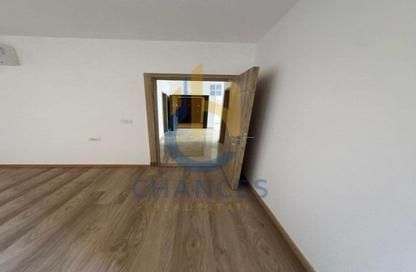 Apartment - 2 Bedrooms - 2 Bathrooms for sale in Moon Residences - Fifth Square - The 5th Settlement - New Cairo City - Cairo