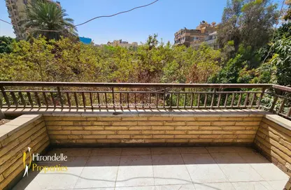 Apartment - 3 Bedrooms - 2 Bathrooms for sale in Sarayat Al Maadi - Hay El Maadi - Cairo