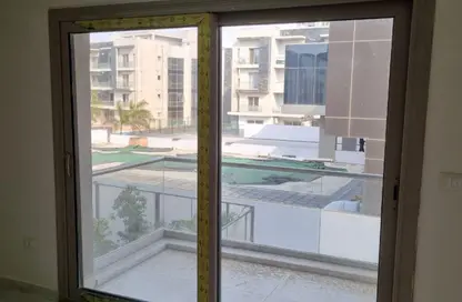 Apartment - 3 Bedrooms - 3 Bathrooms for rent in Galleria Moon Valley - South Investors Area - New Cairo City - Cairo