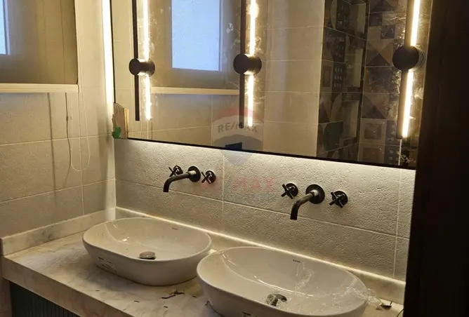 117023958 - Property Image 3