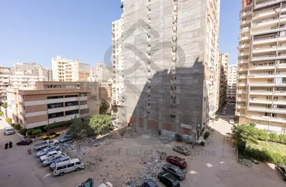 Apartment - 3 Bedrooms - 2 Bathrooms for sale in Al Nabawy El Mohandes St. - El Mandara - Hay Than El Montazah - Alexandria