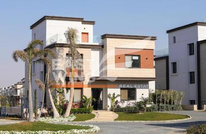 Villa - 5 Bedrooms - 4 Bathrooms for sale in Azzar - 5th Settlement Compounds - The 5th Settlement - New Cairo City - Cairo