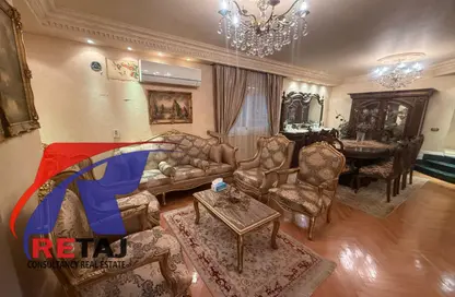 شقة - 3 غرف نوم - 3 حمامات للبيع في شارع الطيران - منطقة السينما - مدينة نصر - القاهرة