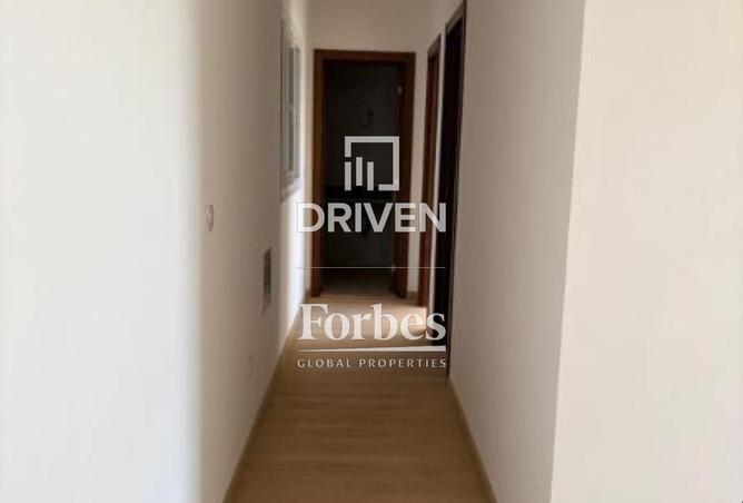 70108019 - Property Image 2