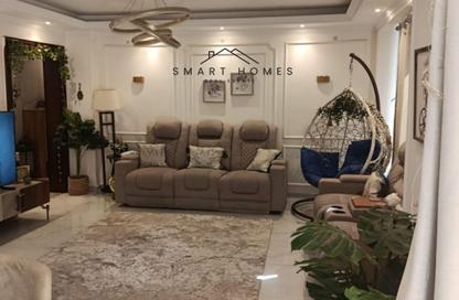 Apartment - 3 - 2 for sale in Al Khamayel city - Sheikh Zayed Compounds - Sheikh Zayed City - Giza