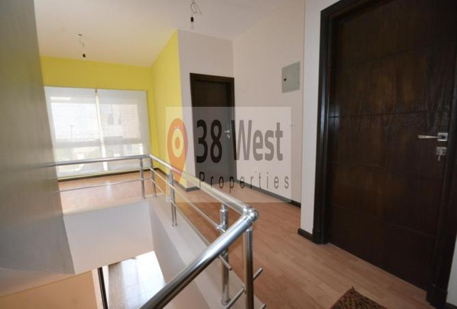 98003802 - Property Image 3