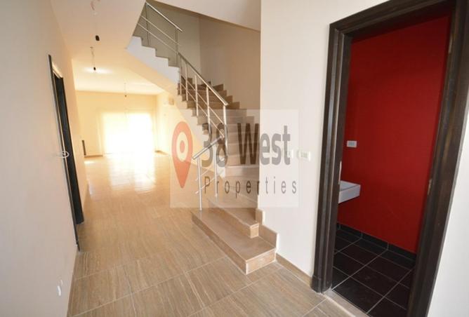 98003802 - Property Main Image