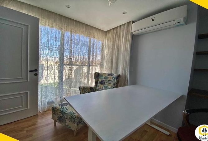 70372204 - Property Image 2