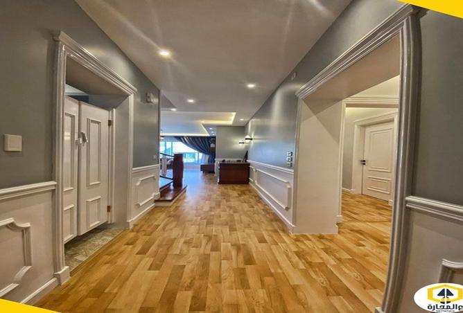 70372204 - Property Main Image