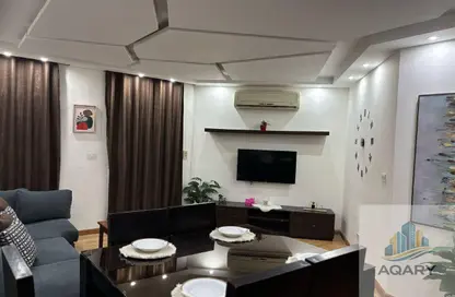 Apartment - 2 Bedrooms - 1 Bathroom for rent in El Rehab Extension - Al Rehab - New Cairo City - Cairo