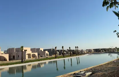 فيلا - 5 غرف نوم - 6 حمامات للبيع في سي شيل بلايا - سيشيل - راس الحكمة - الساحل الشمالي