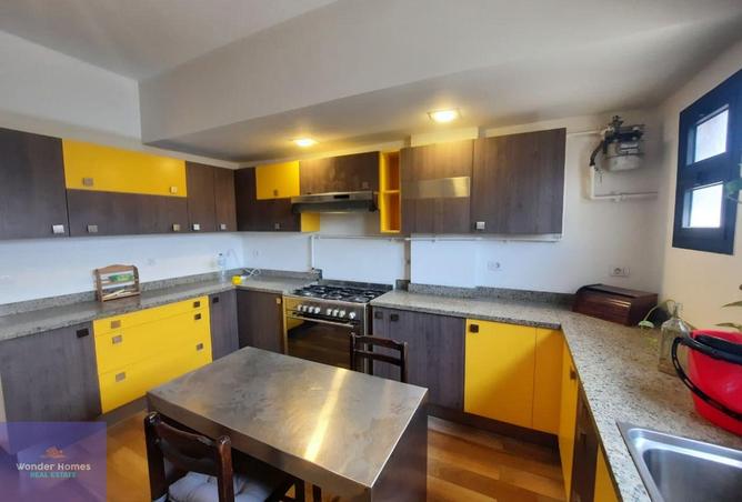 8620751 - Property Image 3