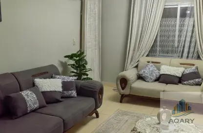 شقة - 3 غرف نوم - 2 حمامات للايجار في شارع جبران خليل جبران - الرحاب المرحلة الأولى - الرحاب - مدينة القاهرة الجديدة - القاهرة