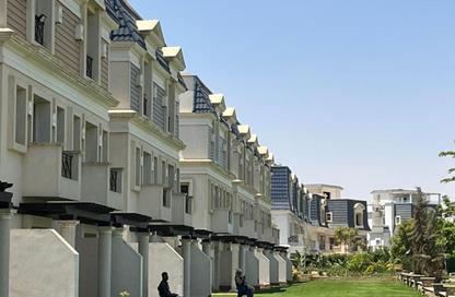 Townhouse - 4 Bedrooms - 4 Bathrooms for sale in Mountain View Chill Out Park - Northern Expansions - 6 October City - Giza