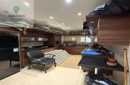 دوبلكس - 6 غرف نوم - 3 حمامات للبيع في شارع الثوره - الماظة - مصر الجديدة - القاهرة