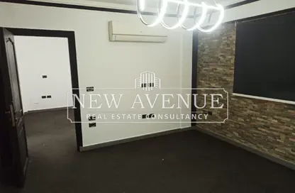 Office Space - 2 Bedrooms - 2 Bathrooms for sale in Al Laselky St. - El Laselky - New Maadi - Hay El Maadi - Cairo