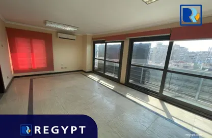 Office Space - 2 Bedrooms - 1 Bathroom for rent in Al Laselky St. - El Laselky - New Maadi - Hay El Maadi - Cairo