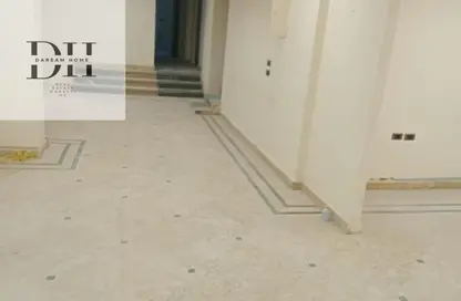 Full Floor - Studio - 1 Bathroom for sale in New Maadi - Hay El Maadi - Cairo