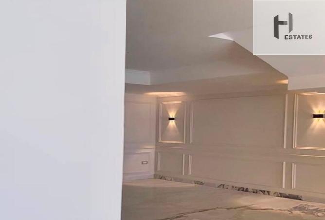 107405273 - Property Image 2