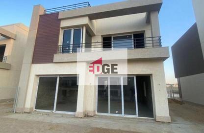 Villa - 5 Bedrooms - 7 Bathrooms for sale in Palm Hills New Cairo - 5th Settlement Compounds - The 5th Settlement - New Cairo City - Cairo