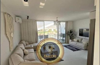 Chalet - 2 Bedrooms - 2 Bathrooms for sale in Seashore - Ras Al Hekma - North Coast
