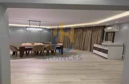 Apartment - 3 Bedrooms - 2 Bathrooms for sale in Road Inside Compound Al Safwa - Degla - Hay El Maadi - Cairo