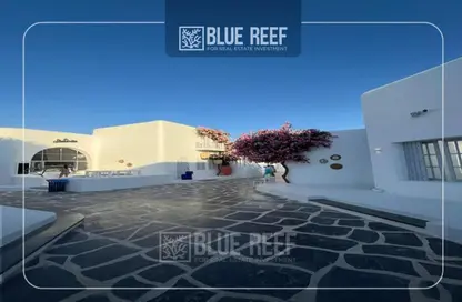 Chalet - 3 Bedrooms - 2 Bathrooms for sale in Mountain View - Ras Al Hekma - North Coast