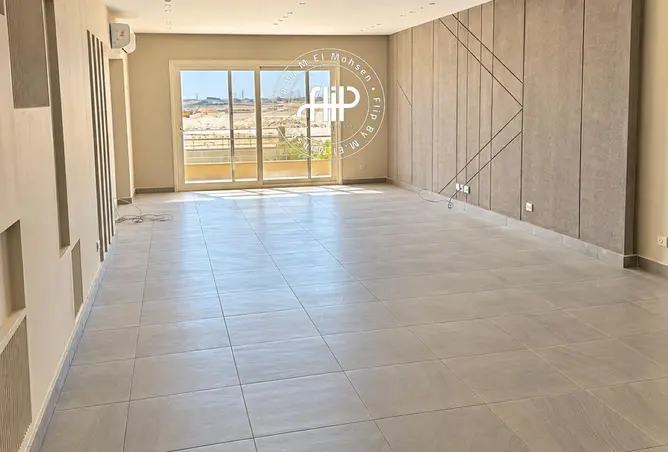 121151454 - Property Image 2