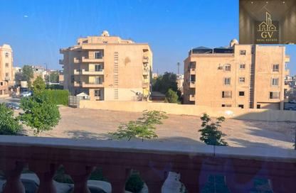 Apartment - 3 Bedrooms - 2 Bathrooms for sale in Beverly Hills Road - 17th District - Sheikh Zayed City - Giza