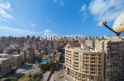 Apartment - 3 Bedrooms - 1 Bathroom for sale in Al Saaa Square - Victoria - Hay Awal El Montazah - Alexandria