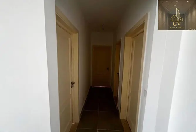 121141064 - Property Image 2