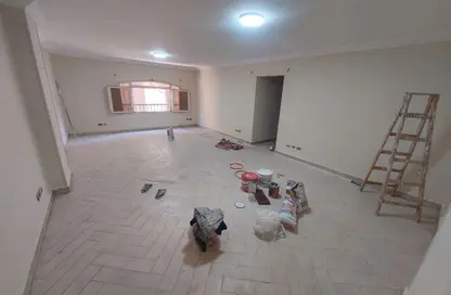 Apartment - 3 Bedrooms - 2 Bathrooms for rent in Dokki - Giza
